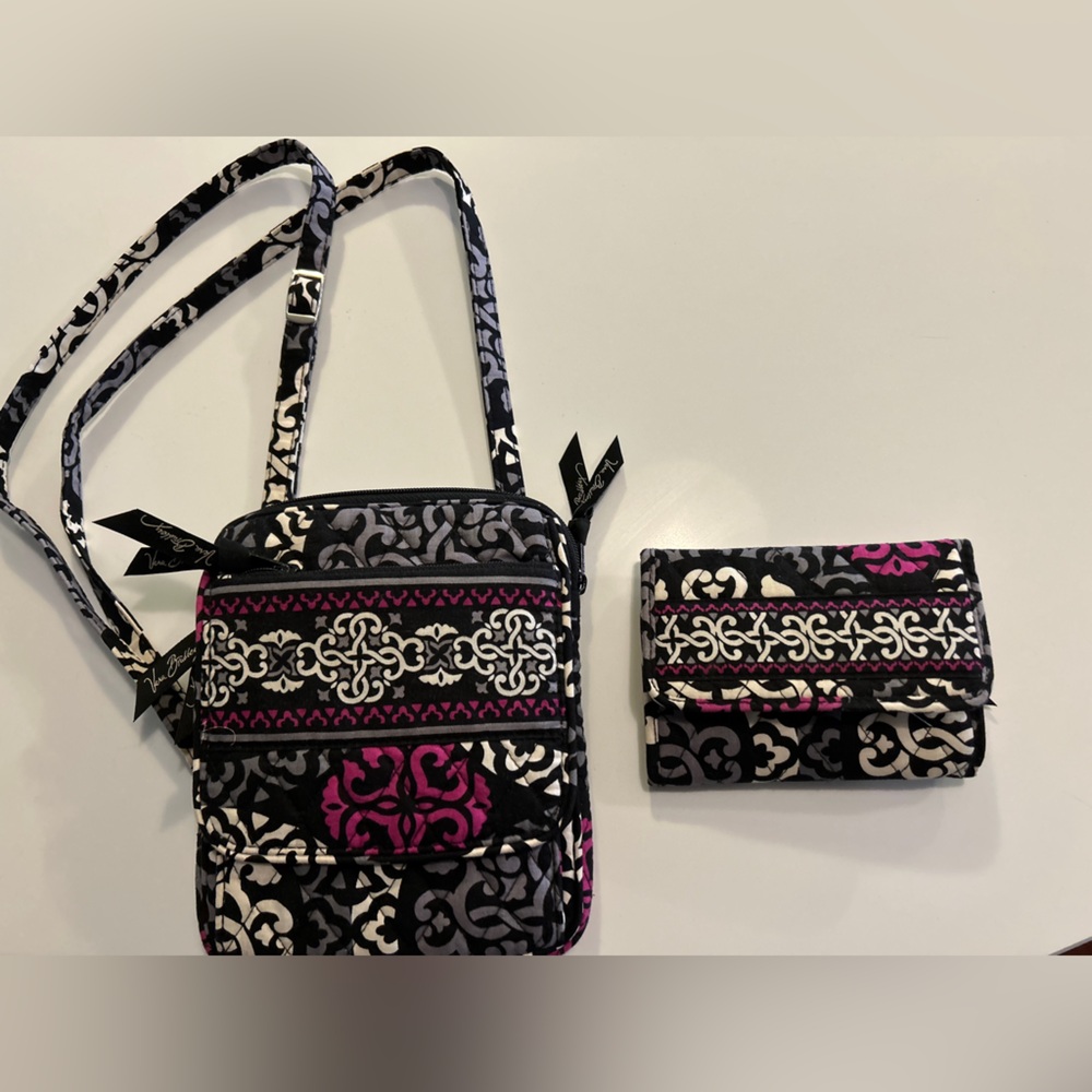 Vera Bradley purse and wallet combo!